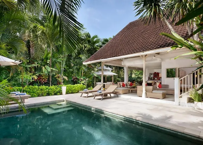 Villa Rama Sita - 100M From Eat Street, 3Br Seminyak 